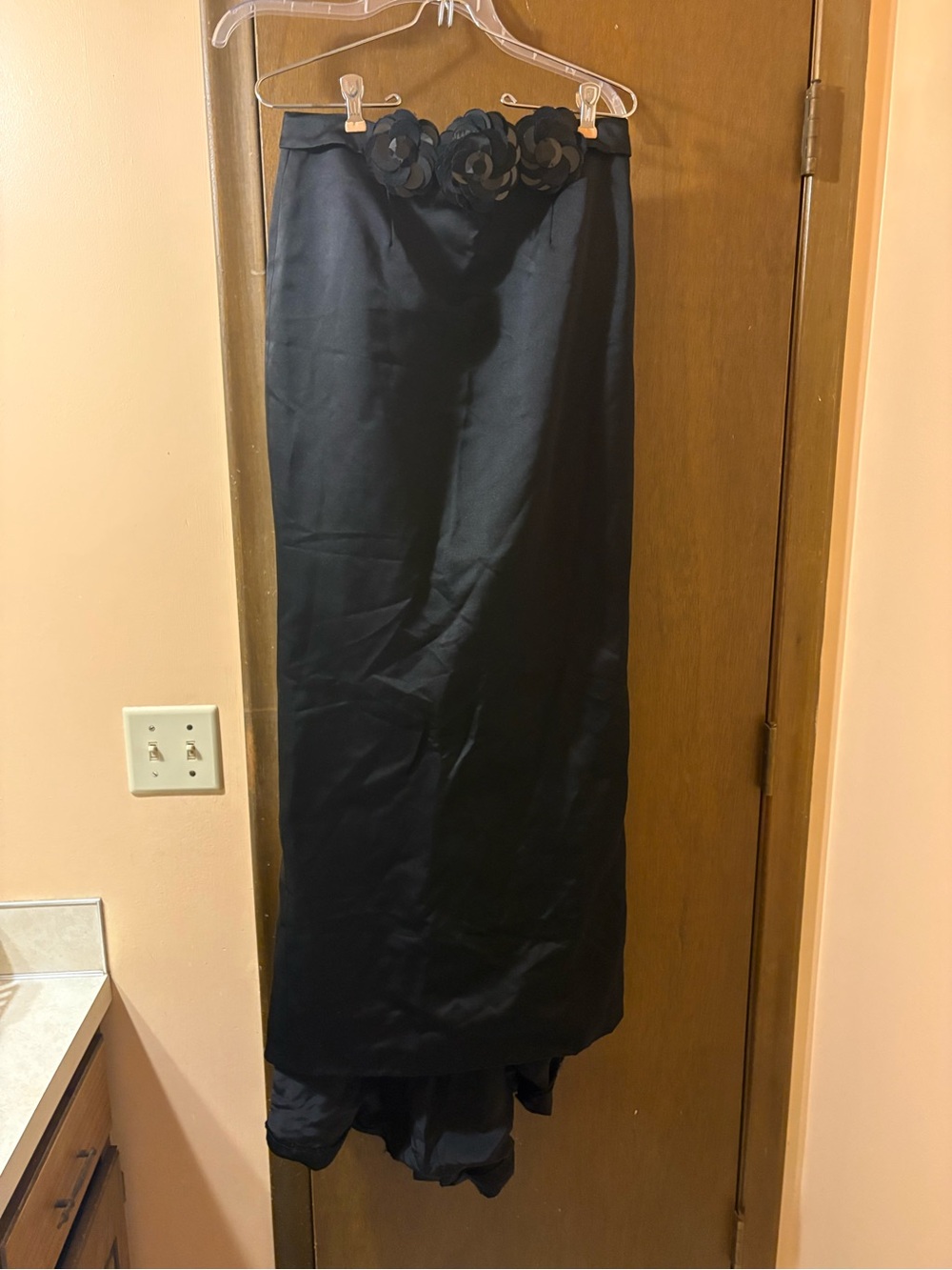 Carolina Herrera Silk Black Flower Waist Full Length Skirt